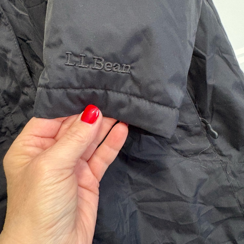 LL Bean Women’s Parka  Sz Small - Picture 4 of 16